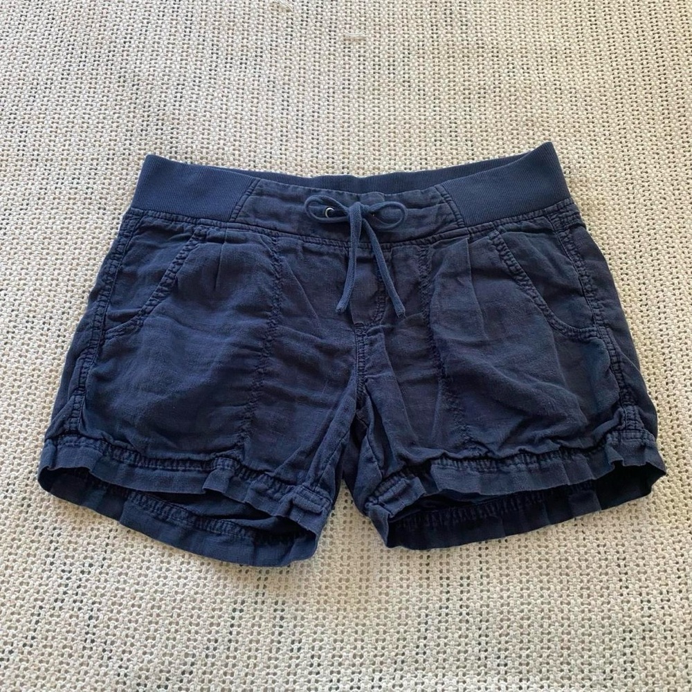 Athleta Boho Earthy Coastal Navy Blue Shorts w Drawstring Waist & Pockets Sz 6